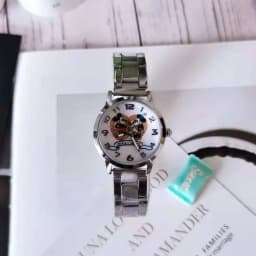 2024 Anime figure Steel Mickey Mouse Minnie Kids Student Cartoon Watch Aolly Steel Quartz Watches Clock for Boys Girls Gift