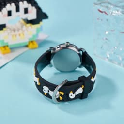 Cute Kids Silicone Watch with 3D Penguin Design Rotate Animal Second Hand Extra Battery Safe for Ages 3+Children Boys Girls Gift