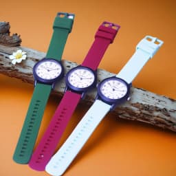 Children Boys Girls Kids 24Hours Soft Silicone Strap Wrist Watches Young Man Fashion Analog Watches Birthday Holiday Gifts