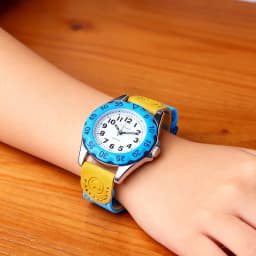 Children’s Boys Girls Little Kids Colorful Strap Clear Numbers Quartz Watches Students Learn Time Soft Canvas Electric Watches