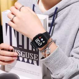 NEW Kids Watches with Bracelet Sport LED Digital Watches Silicone Strap Sport Electronic Wristwatch for Children Boys Girls Gift