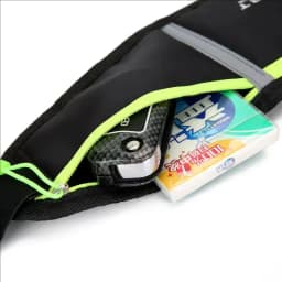 Reflective Waterproof Sports Kettle Waist Bag with Headphone Jack Ultra-Thin Running Waist Bag Trendy Simple and Portable
