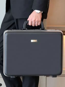 18-inch Aluminum Frame Anti-Theft Business Briefcase - TSA Lock Secure Laptop Case for Travel, Durable Carry-On Storage Handbag