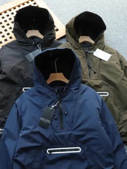 Thickened Cotton Jacket for Men Outdoor Windproof Water Resistant Casual Loose Fit Hooded Zipper Closure Color Youth Fa...