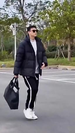 New Brand Male Parkas Plus Size Fashion Man Jacket and Coat Men Thick Winter Jacket Warm Wool Liner Windproof 4XL Hooded jacket