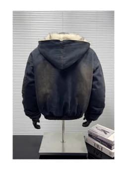 Men's Vintage Washed Denim Jacket with Faux Fur Hood Oversized Warm Bomber Coat Casual Streetwear Workwear Overcoat Outerwear