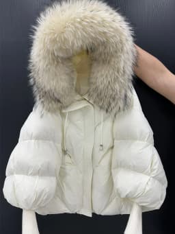 Janveny2026 New Winter Large Real Fur Hooded Puffer Jacket Women Thicken Warm Knitted Sleeve Coat White Duck Down Mid Long Parka