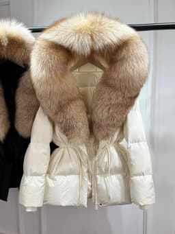 Lagabogy 2026 Big Real Fox Fur Hooded Puffer Jacket Female New Winter Top Fluffy Clothing Thick Warm White Duck Down Coat Women