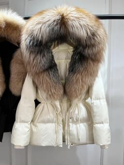 Lagabogy 2026 Big Real Fox Fur Hooded Puffer Jacket Female New Winter Top Fluffy Clothing Thick Warm White Duck Down Coat Women