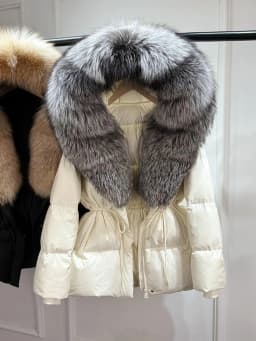Lagabogy 2026 Big Real Fox Fur Hooded Puffer Jacket Female New Winter Top Fluffy Clothing Thick Warm White Duck Down Coat Women