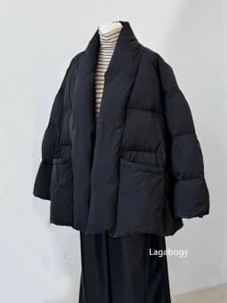 Lagabogy 2025 Winter Belt Waist-Tight Elegant Warm 90% White Duck Down Jacket Female Long Sleeve Solid Color V-neck Puffer Coat