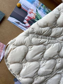 Lagabogy 2025 New Autumn Winter Warm Puffer Coat Women Light Thin 90%White Duck Down Jacket Female Short Single Breasted Outwear