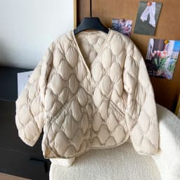 Lagabogy 2025 New Autumn Winter Warm Puffer Coat Women Light Thin 90%White Duck Down Jacket Female Short Single Breasted Outwear