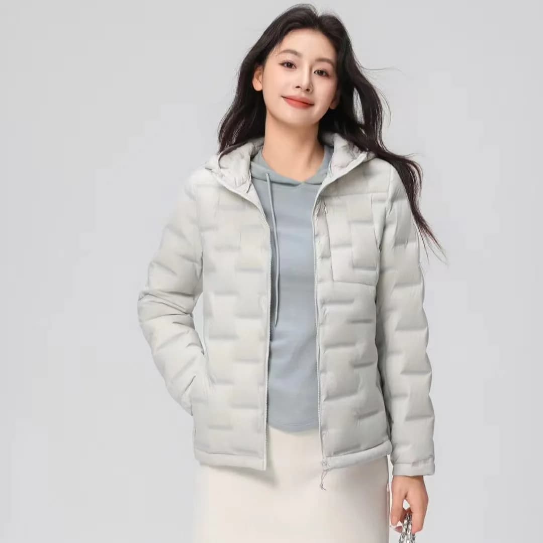 2026 Women's Winter Hooded Coat 90% Duck down Filled Ultra Light Warm Fashion Jacket Autumn Parkas Windbreaker