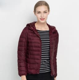 Winter Women Hooded Puffer Jackets Ultra Light Down Jacket Warm Coat Parka Female Portable Outwear Windbreaker Quilted Jacket