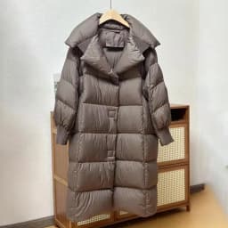 Lagabogy 2025 New Winter Women 90% White Duck Down Long Jackets Thicken Puffer Coat Female Loose Single Breasted Warm Parkas