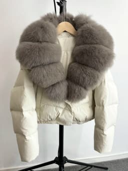Lagabogy 2025 Big Real Fox Fur Collar New Winter Women Puffer Jacket 90% White Duck Down Coat Female Single Breasted Warm Parkas