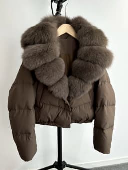 Lagabogy 2025 Big Real Fox Fur Collar New Winter Women Puffer Jacket 90% White Duck Down Coat Female Single Breasted Warm Parkas