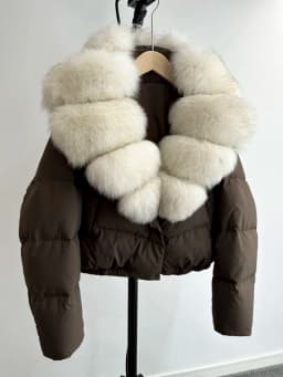 Lagabogy 2025 Big Real Fox Fur Collar New Winter Women Puffer Jacket 90% White Duck Down Coat Female Single Breasted Warm Parkas