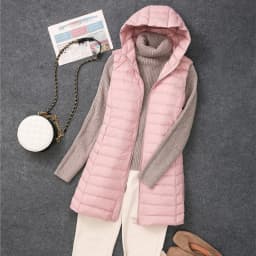 New 2025 Women Women Ultra Light Down Vests Hooded Slim Sleeveless Jacket Girl Lightweight Windproof Waistcoat Korean Fit Parkas
