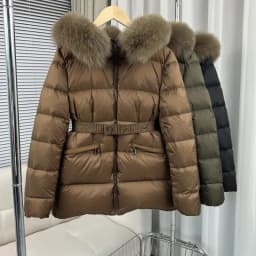 High Quality White Duck down Puffer Jacket Thick Short Style Fur Collar Warm Commute Style Women's Winter Coat