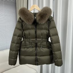 High Quality White Duck down Puffer Jacket Thick Short Style Fur Collar Warm Commute Style Women's Winter Coat
