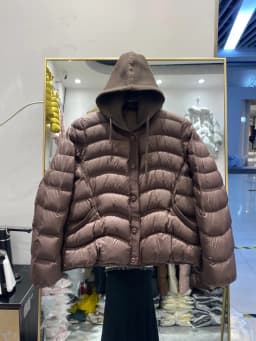 Lagabogy 2026 New Autumn Winter Women 90% White Duck Down Jacket Knitted Hooded Casual Outerwear Female Ultra Light Warm Coats