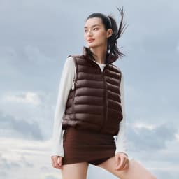 `BOSIDENG Women's Down Vest Sleeveless Puffer Jacket Lightweight Stand Collar Winter Warm Gilet Casual Outerwear`