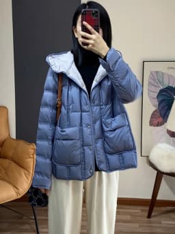 Lagabogy 2025 Winter Women 90% White Duck Down Coat Female Stand Collar Single-Breasted Puffer Jacket Casual Loose Hooded Parkas