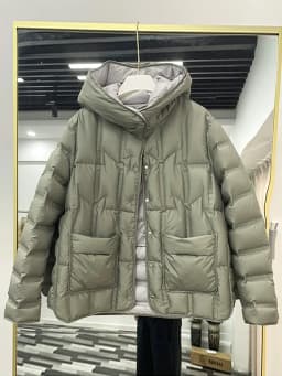Lagabogy 2025 Winter Women 90% White Duck Down Coat Female Stand Collar Single-Breasted Puffer Jacket Casual Loose Hooded Parkas