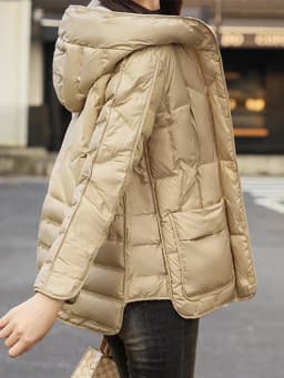 Lagabogy 2025 Winter Women 90% White Duck Down Coat Female Stand Collar Single-Breasted Puffer Jacket Casual Loose Hooded Parkas