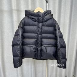 Lagabogy 2025 New Winter Women Short Parkas Warm Casual Loose  White Duck Down Coats Female Solid Oversize Soft Puffer Jacket