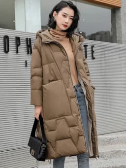 Lagabogy 2025 New Winter Women Oversize Long 90% White Duck Down Jacket Female Hooded Thick Warm Casual Pocket Parkas Snow Coat