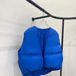 Artistic Short White Duck down Vest Women's Outerwear Fashionable Commute Style Regular Fit Thin Warmth Zipper Pure Color