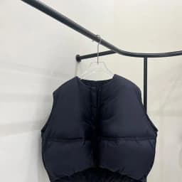 Artistic Short White Duck down Vest Women's Outerwear Fashionable Commute Style Regular Fit Thin Warmth Zipper Pure Color