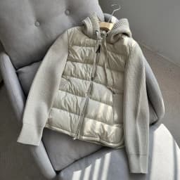 White Duck down Knitted Short Puffer Jacket Women's Lightweight Fashionable Winter Coat with Hat Knot Element