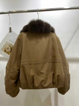 Fur Collar down Jacket Women's Short Loose Warm Parka Casual Style 80% down Fill Power Original Color Available