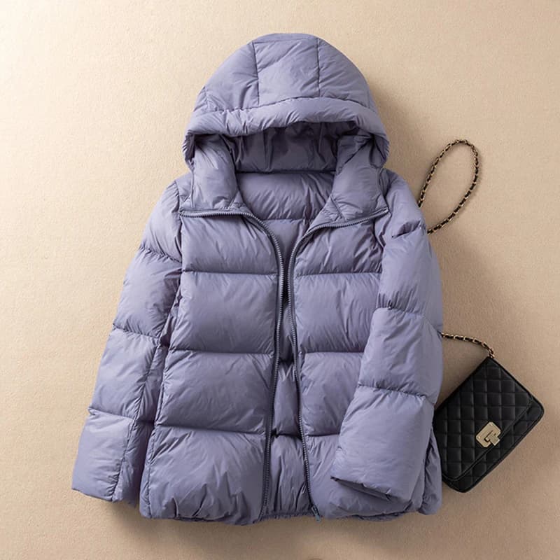 Lagabogy 2025 Winter New Light Hooded Warm Puffer Jacket Women 90% White Duck Down Soft Coat Female Casual Bread Short Outwear