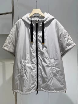 Janveny 2025 New Fashion Winter 90% White Duck Down Vest With Hood Women Casual Warm Loose Sleeveless Puffer Down Waistcoats