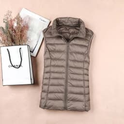 Ultralight Down Vest Women 2025 New Sleeveless Jacket Female White Duck Down Waistcoat Female Warm Puffer Jacket Outwear