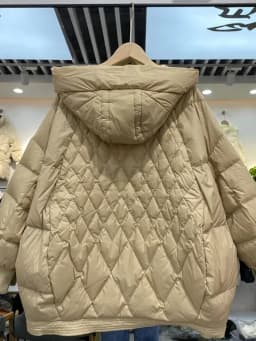 Lagabogy 2025 New Autumn Winter Women Hooded Loose 90% White Duck Down Jacket Casual Female Warm Puffer Coat Snow Parkas Outwear