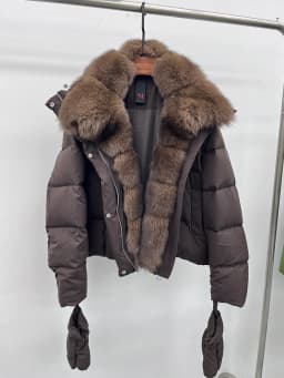 2025 Fashion Winter Women Warm Real Natural Fox Fur Collar Goose Down Jackets Female Outwear Puffer Jackets With Gloves