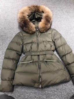 2024 Winter Fashion Down jacket Women Short Thickened Slim fit Waist Hugging Fox Big Fur Collar Hood White Duck