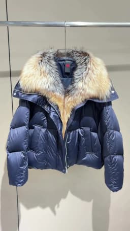 2026 New Winter Warm Women White Goose Down Jacket Real Large Fox Fur Collar Loose Short Puffer Coat Ladies Parka Outerwear