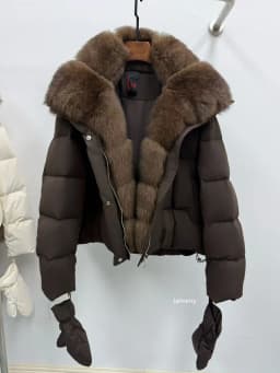 Janveny 2025 Luxury Huge Natural Fox Fur Collar Goose Down Jacket Women Casual Warm Puffer Down Coat With Gloves Parka Outwear