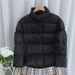 Lagabogy 2025 New Autumn Winter Ultra Light 90% White Duck Down Coat Slim Short Puffer Jacket Female Zipper Casual Tops Parkas