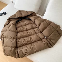 Lagabogy 2025 New Winter Women Hooded Thick Loose 90% White Duck Down Jacket Female Elegant Lightweight Puffer Coat With Belt
