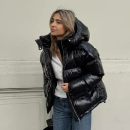 Solid Glossy Zipper Hooded Coats Women's Warm Elastic Waist Pleated Short Cotton Jacket 2026 Winter New Lady High Street Outwear