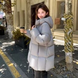 Clouds in the Long New 2026 Winter Cotton Jacket Hooded Thickened Cotton Clothes for Small Stature People Commute Style