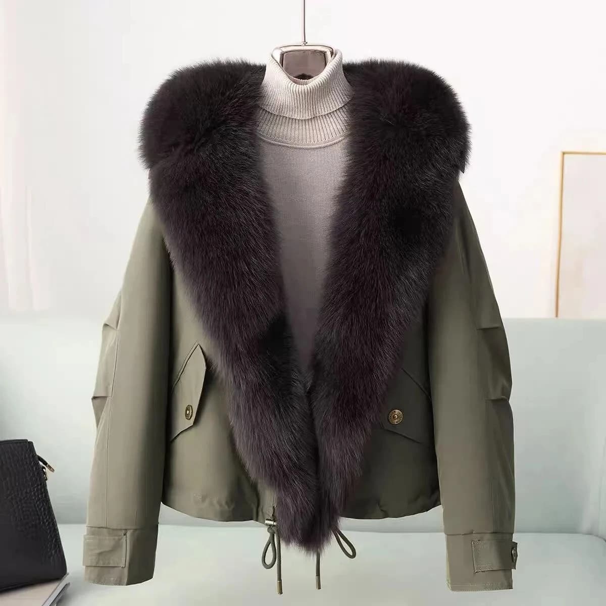 2026 Winter New High End Big Fur Collar Workwear Down Cotton Jacket Women's Fashion Short Thicken Cotton Female Parkas Coats
